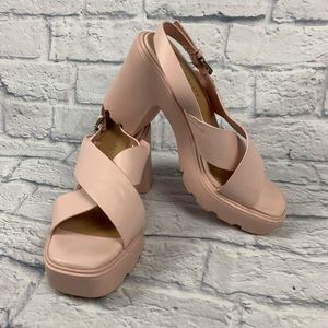 Altar’d State Light Baby Pink Chunky Heel Sandal Y2K Vibes Platform Size 8.5 M